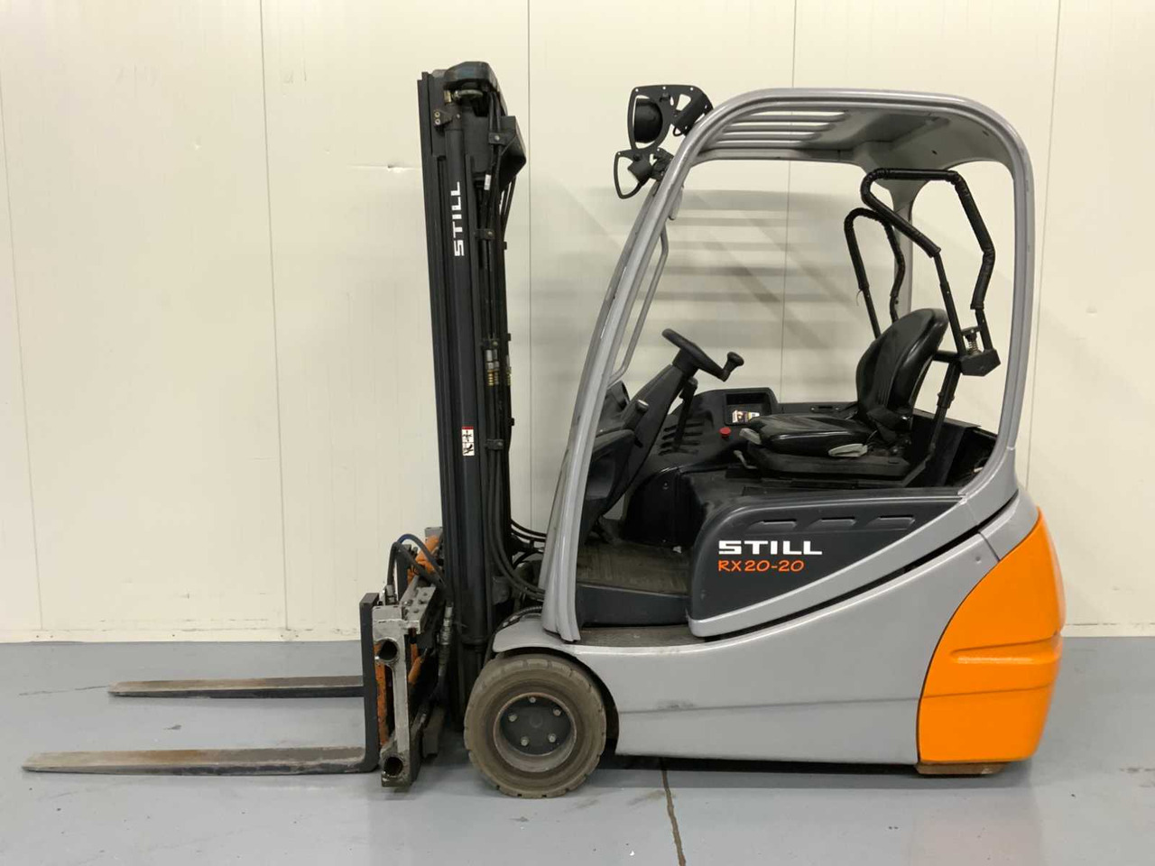 STILL RX20-20 - 4.7M TRIPLEX, FREE-LIFT, SIDE-SHIFT, FORK POSITIONER - FORKLIFT - 지게차 : 사진 2 STILL RX20-20 - 4.7M TRIPLEX, FREE-LIFT, SIDE-SHIFT, FORK POSITIONER - FORKLIFT - 지게차 : 사진 2