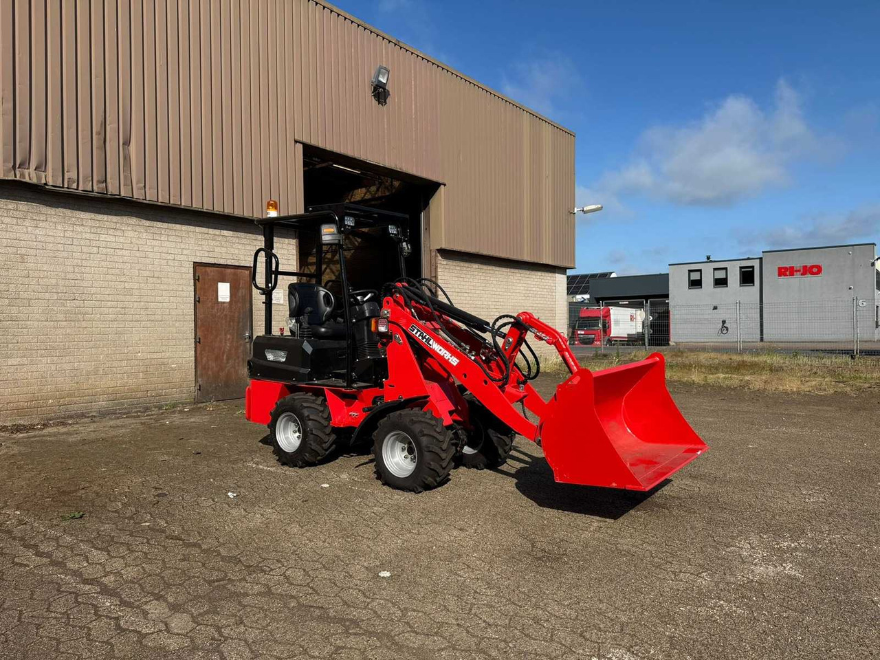 Stahlworks R906 - 휠 로더 : 사진 1 Stahlworks R906 - 휠 로더 : 사진 1