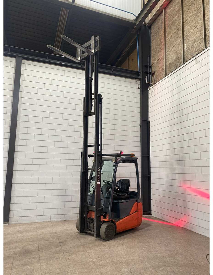 TOYOTA - 2012 - 8 FBEKT 16 - FORKLIFT TRIPLEX - FREE-LIFT - SIDE-SHIFT - 지게차 : 사진 4 TOYOTA - 2012 - 8 FBEKT 16 - FORKLIFT TRIPLEX - FREE-LIFT - SIDE-SHIFT - 지게차 : 사진 4