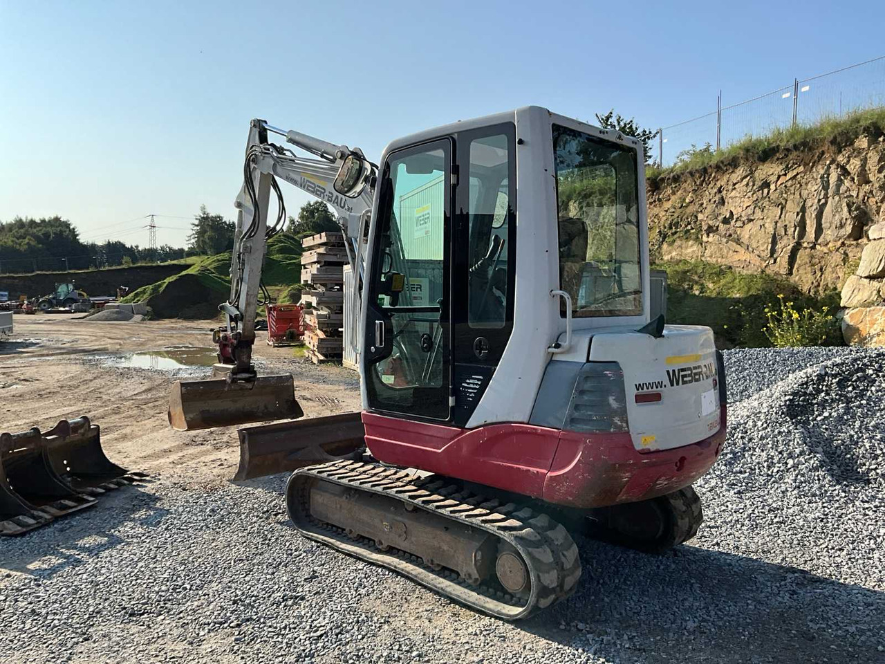 Takeuchi TB235 - 미니 굴삭기 : 사진 4 Takeuchi TB235 - 미니 굴삭기 : 사진 4