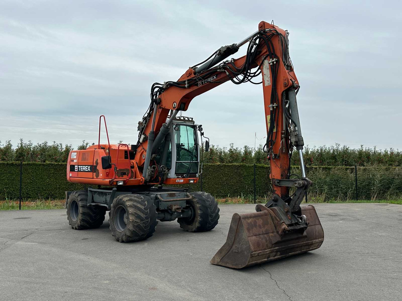 Terex TW150 - 휠 굴삭기 : 사진 1 Terex TW150 - 휠 굴삭기 : 사진 1