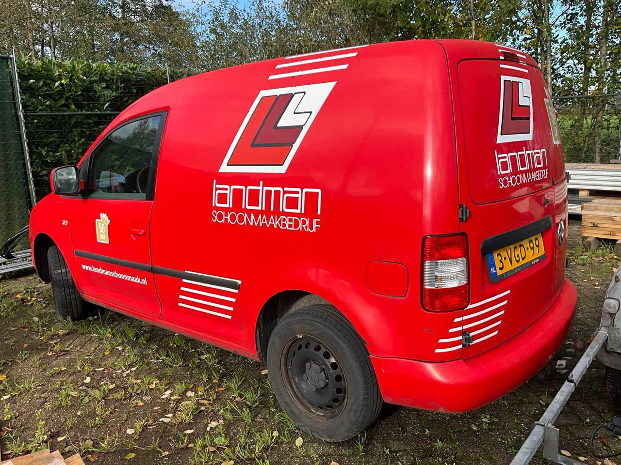 VOLKSWAGEN - CADDY - 1.9 TDI - COMMERCIAL VEHICLE - 밴 : 사진 3 VOLKSWAGEN - CADDY - 1.9 TDI - COMMERCIAL VEHICLE - 밴 : 사진 3