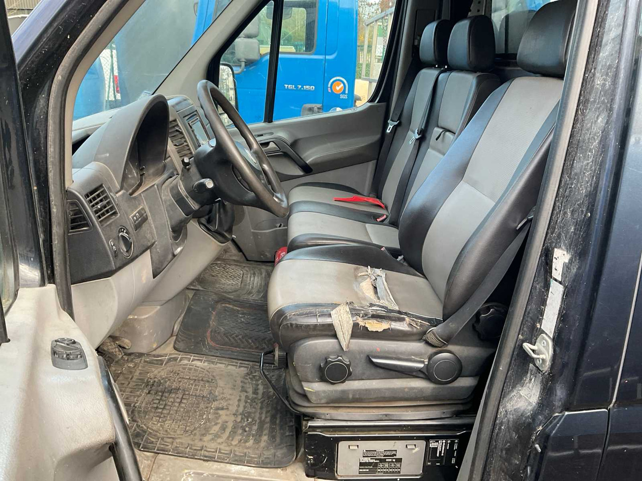 밴 VOLKSWAGEN - CRAFTER - - COMMERCIAL VEHICLE : 사진 15 밴 VOLKSWAGEN - CRAFTER - - COMMERCIAL VEHICLE : 사진 15