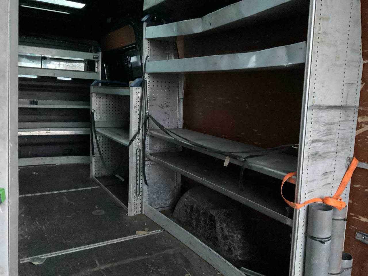 밴 VOLKSWAGEN - CRAFTER - - COMMERCIAL VEHICLE : 사진 26 밴 VOLKSWAGEN - CRAFTER - - COMMERCIAL VEHICLE : 사진 26