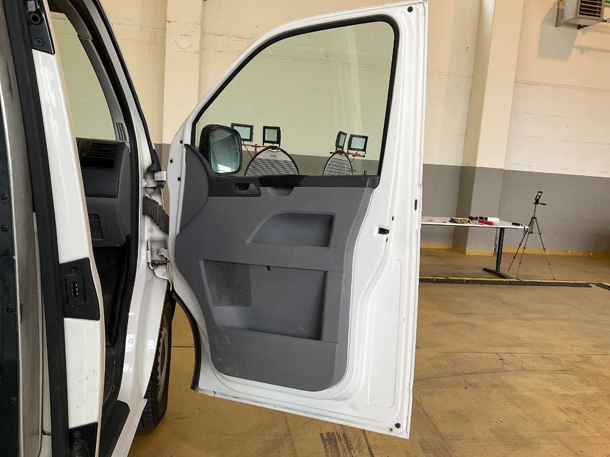 밴 VOLKSWAGEN T5 PANEL VAN TDI D-PF VAN : 사진 17