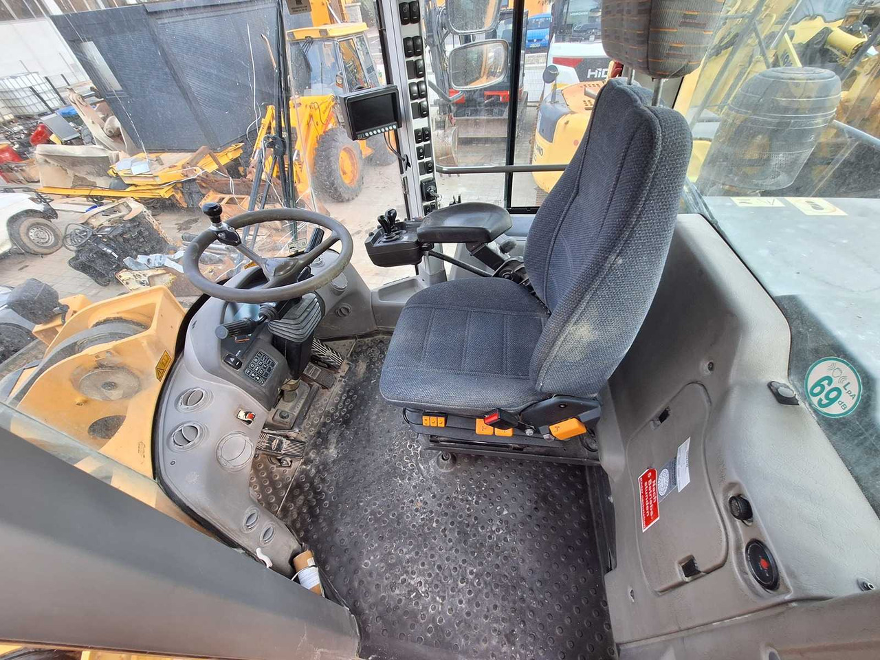 VOLVO L150G - 휠 로더 : 사진 5 VOLVO L150G - 휠 로더 : 사진 5