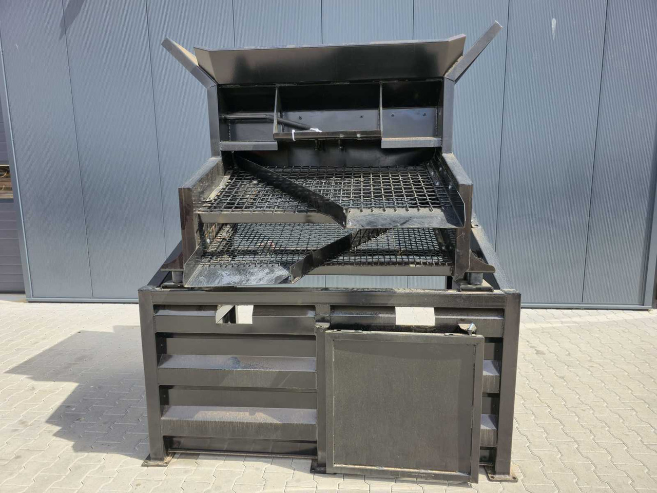 Vibratory Screener - 기타 기계 : 사진 2 Vibratory Screener - 기타 기계 : 사진 2