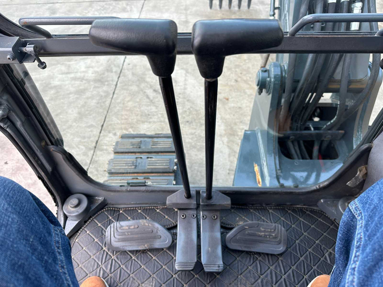 크롤러 굴삭기 Volvo EC55D : 사진 40