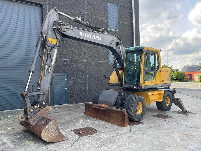 Volvo EW 140 B - 휠 굴삭기 : 사진 1 Volvo EW 140 B - 휠 굴삭기 : 사진 1