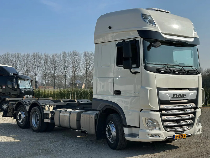 DAF XF 480 XF480.26 FAN. EURO6. 2021. Meesturende achteras!! - 캡 새시 트럭 : 사진 2 DAF XF 480 XF480.26 FAN. EURO6. 2021. Meesturende achteras!! - 캡 새시 트럭 : 사진 2