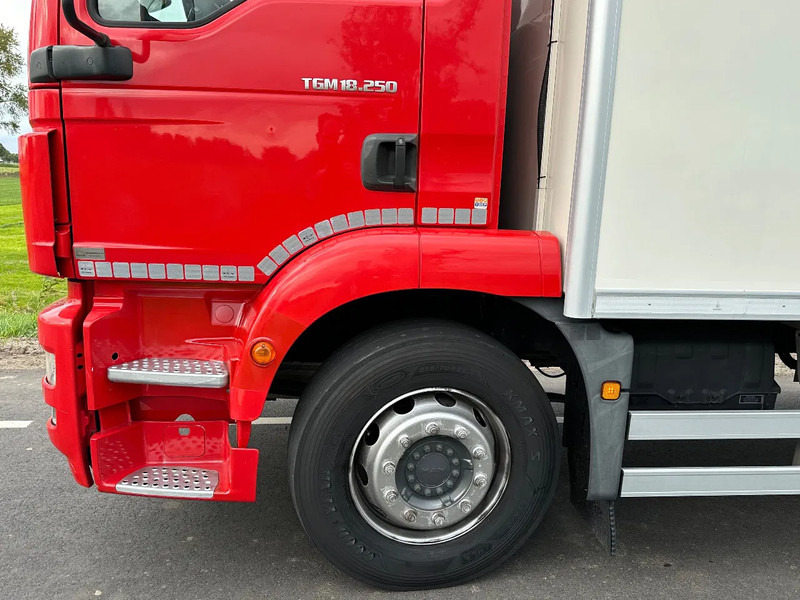 MAN TGM TGM 18.290 GEÏSOLEERDE OPBOUW - 박스 트럭 : 사진 5 MAN TGM TGM 18.290 GEÏSOLEERDE OPBOUW - 박스 트럭 : 사진 5