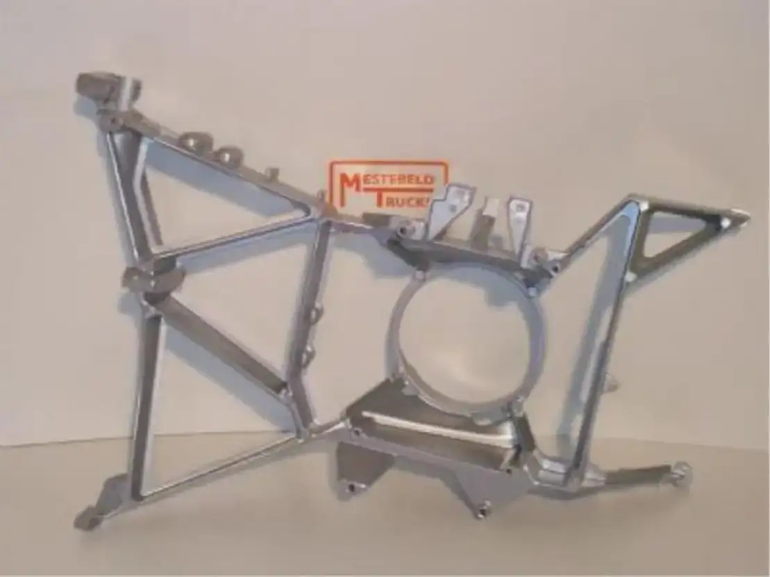 DAF Koplampframe XF 95 - 운전실 및 내부 트럭 용 : 사진 1 DAF Koplampframe XF 95 - 운전실 및 내부 트럭 용 : 사진 1