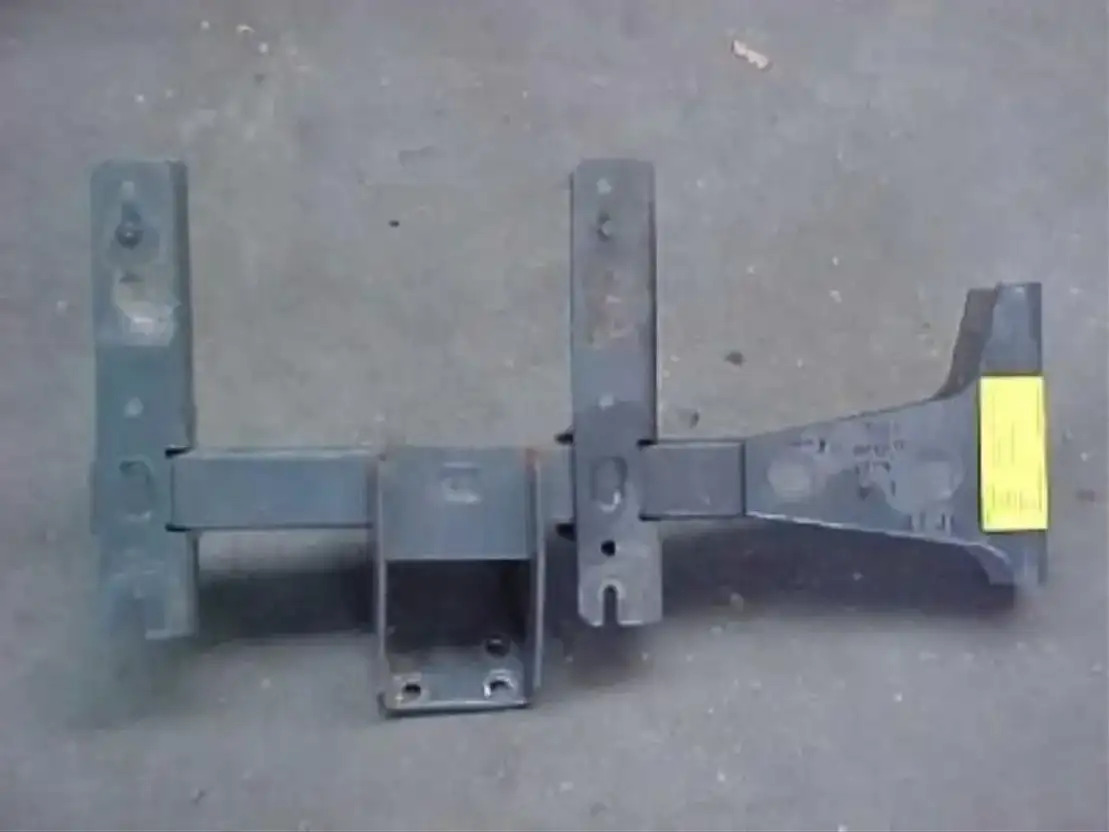 프레임/ 시 트럭 용 DAF Steun spatscherm : 사진 1