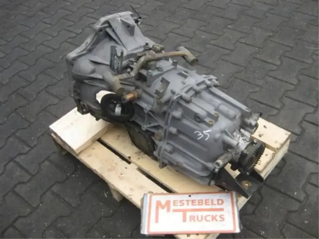 Iveco S 6 300 - 기어박스 및 부품 트럭 용 : 사진 1 Iveco S 6 300 - 기어박스 및 부품 트럭 용 : 사진 1