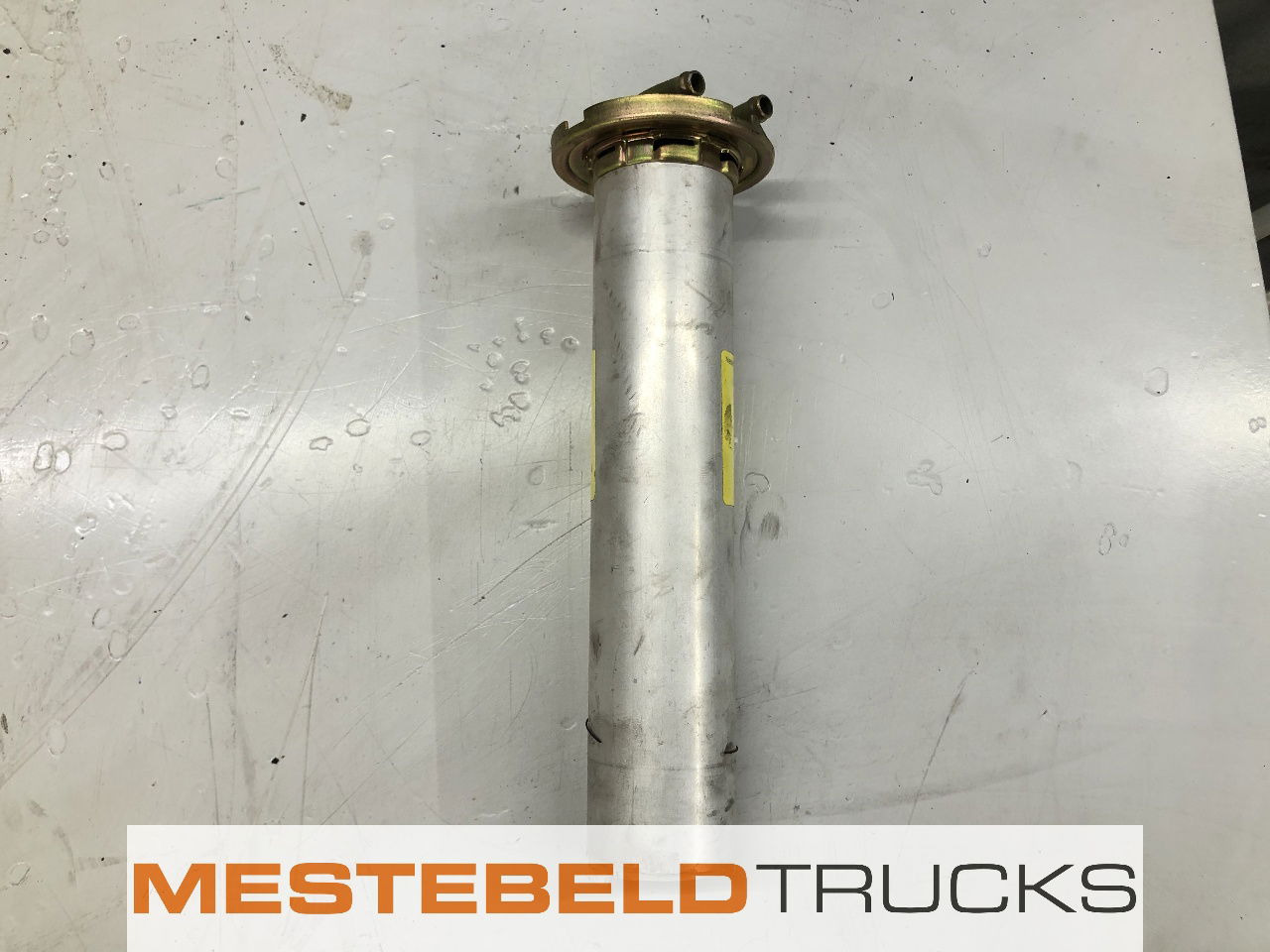 MAN Tankvlotter 8.136 - 연료 시스템 밴 용 : 사진 1 MAN Tankvlotter 8.136 - 연료 시스템 밴 용 : 사진 1