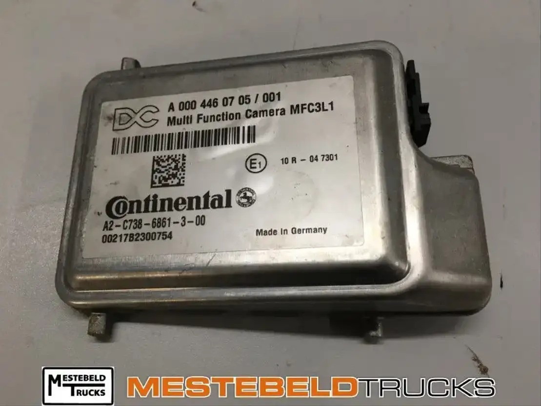 Mercedes-Benz Multifunctionele camera - 전기 설비 트럭 용 : 사진 1 Mercedes-Benz Multifunctionele camera - 전기 설비 트럭 용 : 사진 1