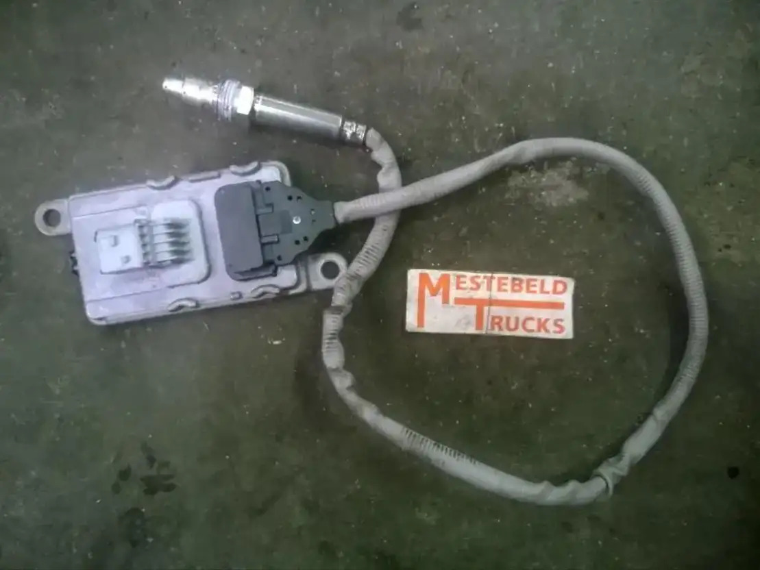 Mercedes-Benz Nox sensor - 배기 시스템 트럭 용 : 사진 1 Mercedes-Benz Nox sensor - 배기 시스템 트럭 용 : 사진 1
