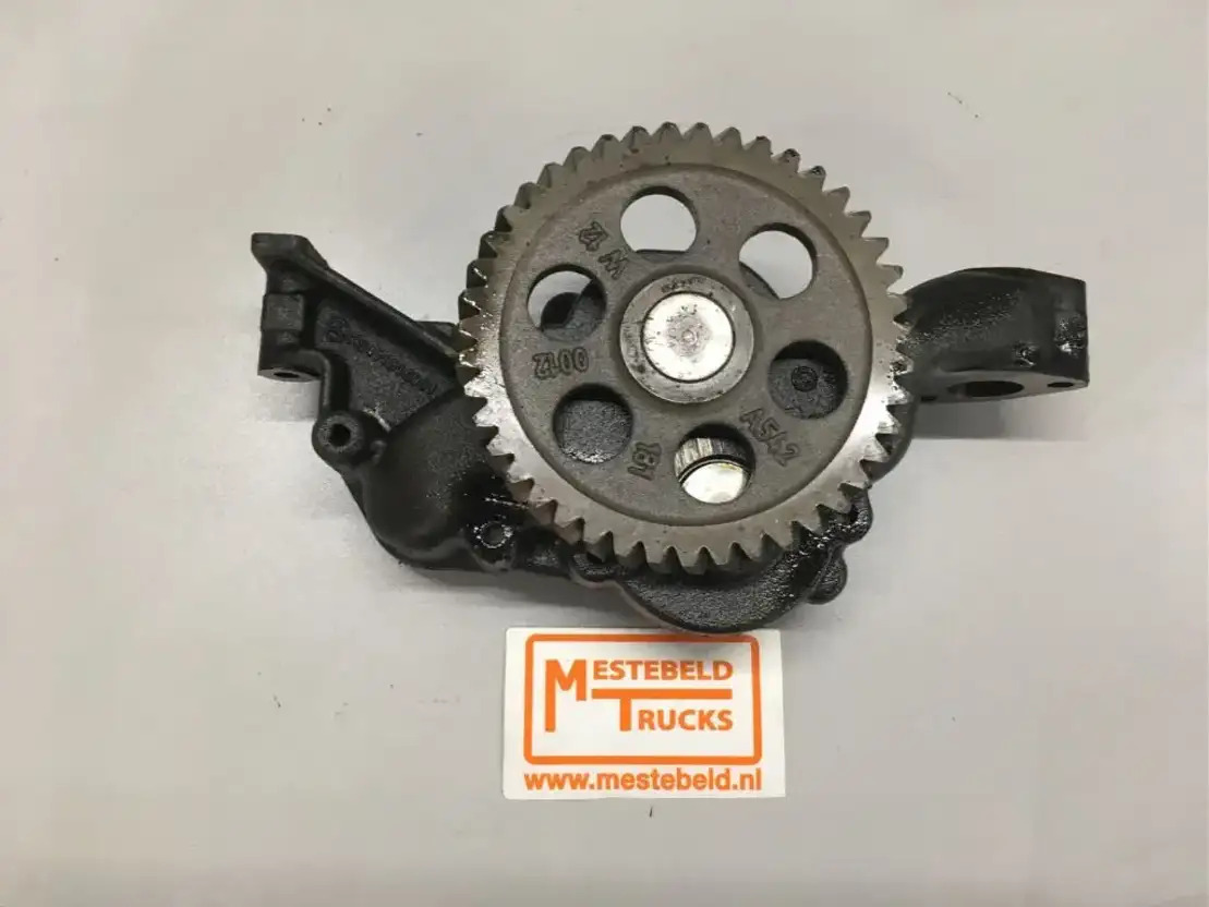 Mercedes-Benz Oliepomp Actros - 엔진 및 부품 트럭 용 : 사진 1 Mercedes-Benz Oliepomp Actros - 엔진 및 부품 트럭 용 : 사진 1