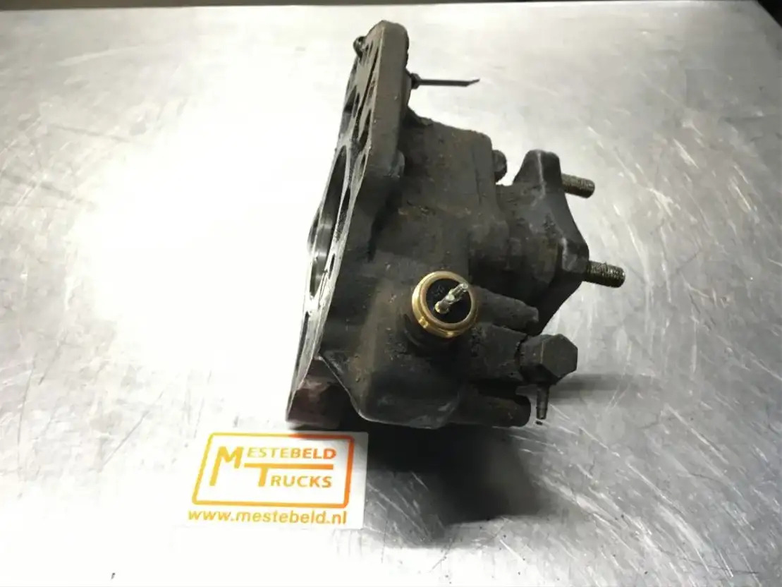Mercedes-Benz PTO - 유압 트럭 용 : 사진 1 Mercedes-Benz PTO - 유압 트럭 용 : 사진 1
