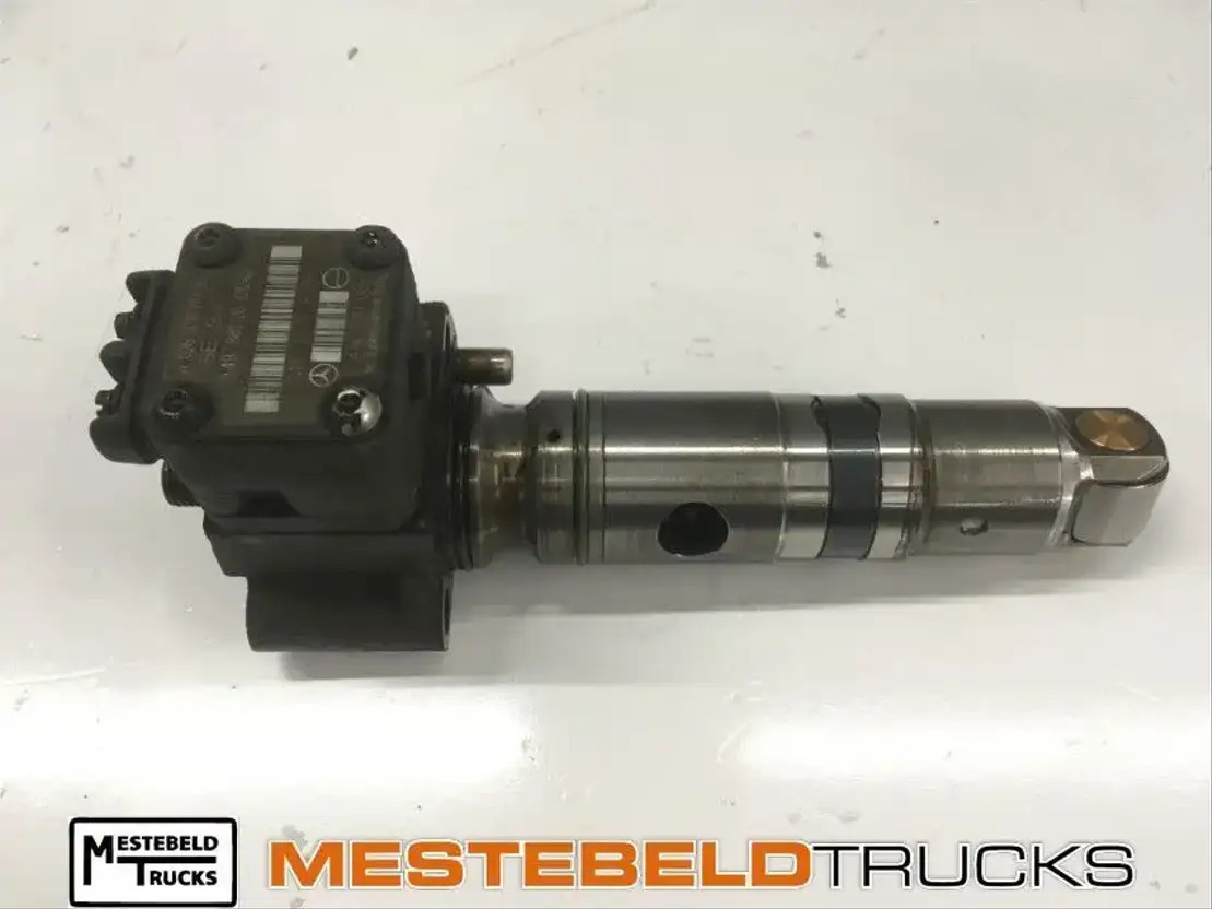 Mercedes-Benz Pompverstuiver Atego - 연료 시스템 트럭 용 : 사진 1 Mercedes-Benz Pompverstuiver Atego - 연료 시스템 트럭 용 : 사진 1