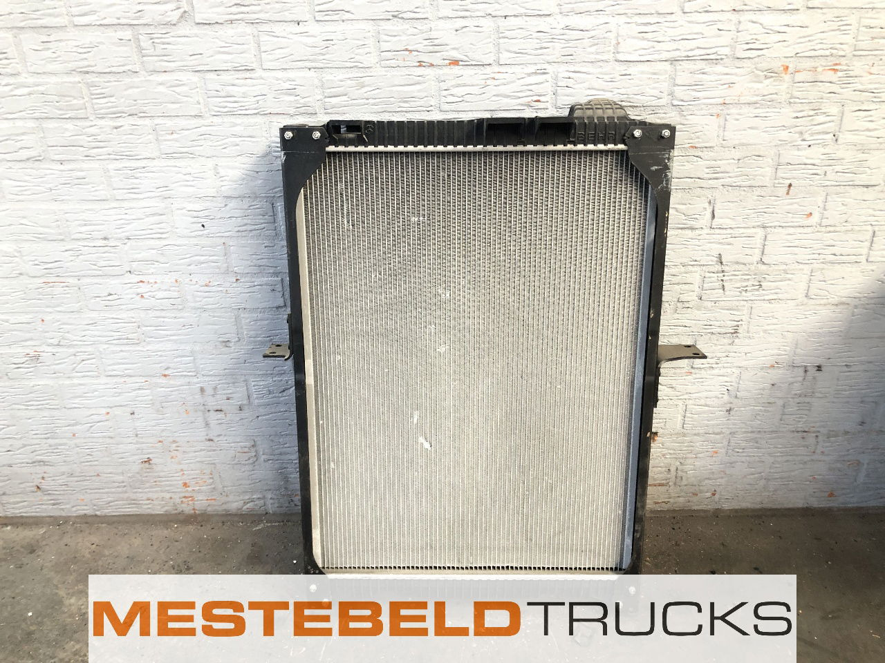 Mercedes-Benz Radiateur - 냉각 시스템 트럭 용 : 사진 1 Mercedes-Benz Radiateur - 냉각 시스템 트럭 용 : 사진 1