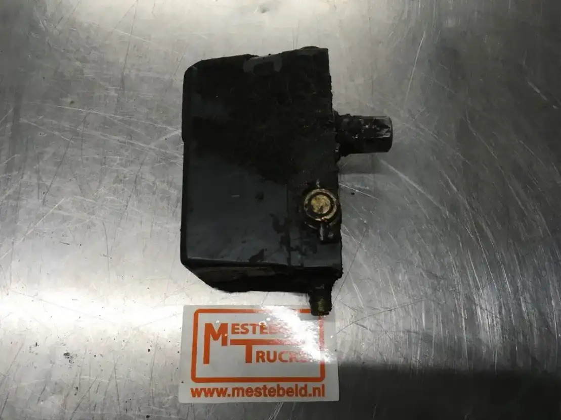 Renault C abinekantelpomp - 운전실 및 내부 트럭 용 : 사진 1 Renault C abinekantelpomp - 운전실 및 내부 트럭 용 : 사진 1