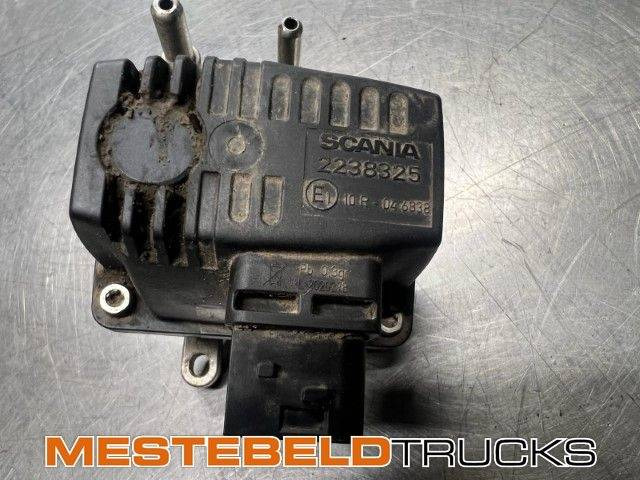 Scania Doseereenheid reductant ad-blue - 배기 시스템 트럭 용 : 사진 1 Scania Doseereenheid reductant ad-blue - 배기 시스템 트럭 용 : 사진 1