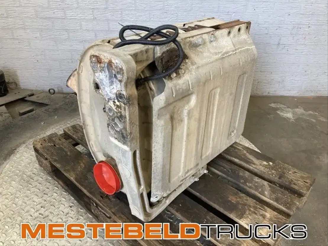 Volvo Uitlaat particulfilter  - 배기 시스템 트럭 용 : 사진 2 Volvo Uitlaat particulfilter  - 배기 시스템 트럭 용 : 사진 2