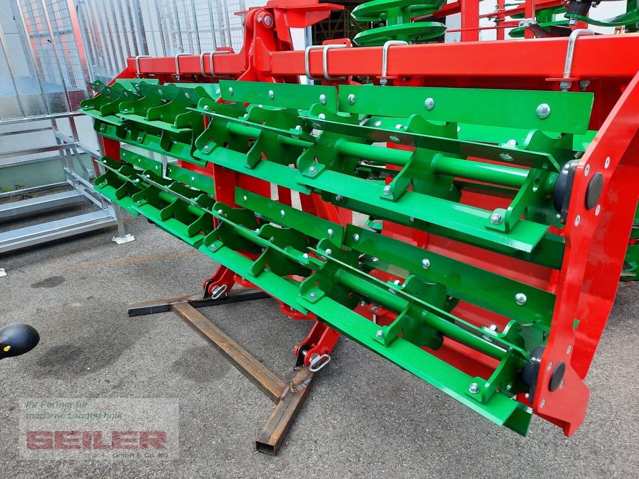 Agro-Masz Messerwalze Cutter 30 - 농장 롤러 : 사진 4 Agro-Masz Messerwalze Cutter 30 - 농장 롤러 : 사진 4
