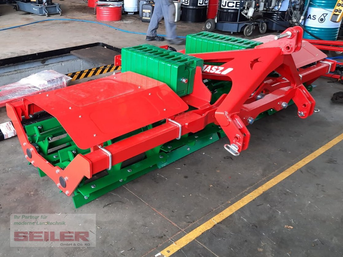 Agro-Masz Messerwalze Cutter 30 - 농장 롤러 : 사진 2 Agro-Masz Messerwalze Cutter 30 - 농장 롤러 : 사진 2