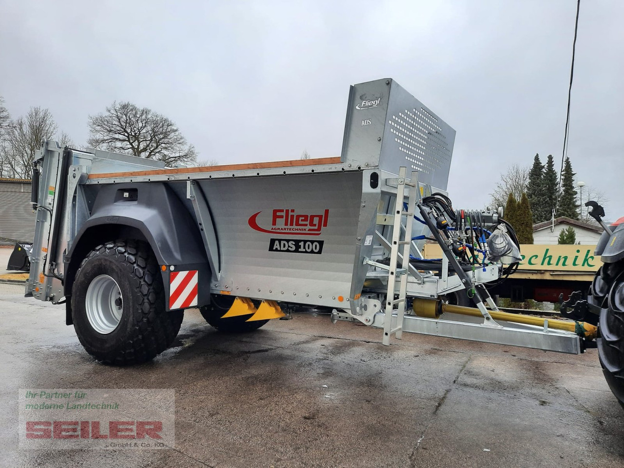 Fliegl ADS 100 Einachs 9m³ - 퇴비 스프레더 : 사진 1 Fliegl ADS 100 Einachs 9m³ - 퇴비 스프레더 : 사진 1