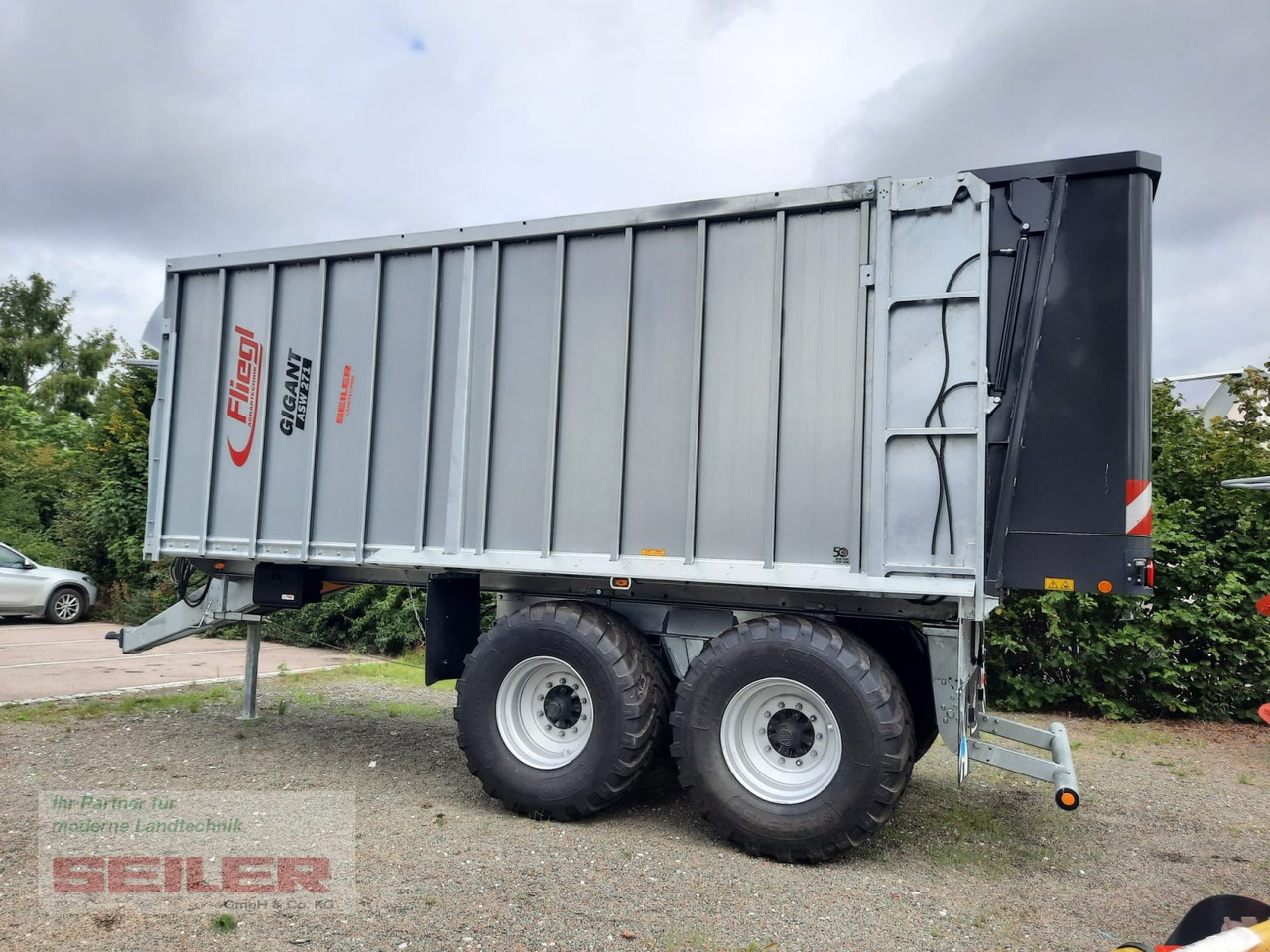 Fliegl ASW 271 C FOX "Franken-Renner" 40m³ - 셀프 로딩 왜건 : 사진 5 Fliegl ASW 271 C FOX "Franken-Renner" 40m³ - 셀프 로딩 왜건 : 사진 5