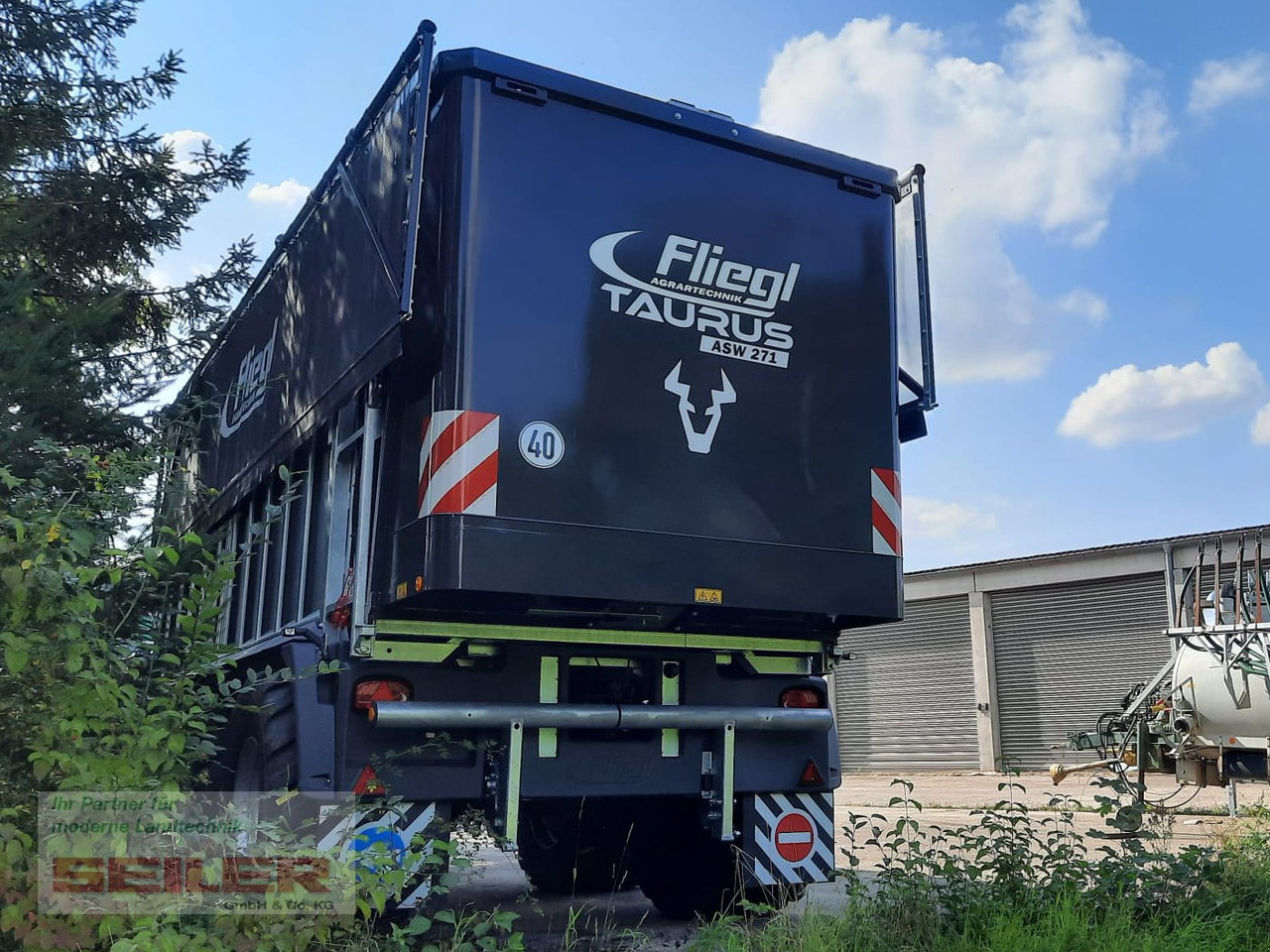 Fliegl ASW 271 TAURUS FOX 40m³ + Top Lift Light - 셀프 로딩 왜건 : 사진 4 Fliegl ASW 271 TAURUS FOX 40m³ + Top Lift Light - 셀프 로딩 왜건 : 사진 4