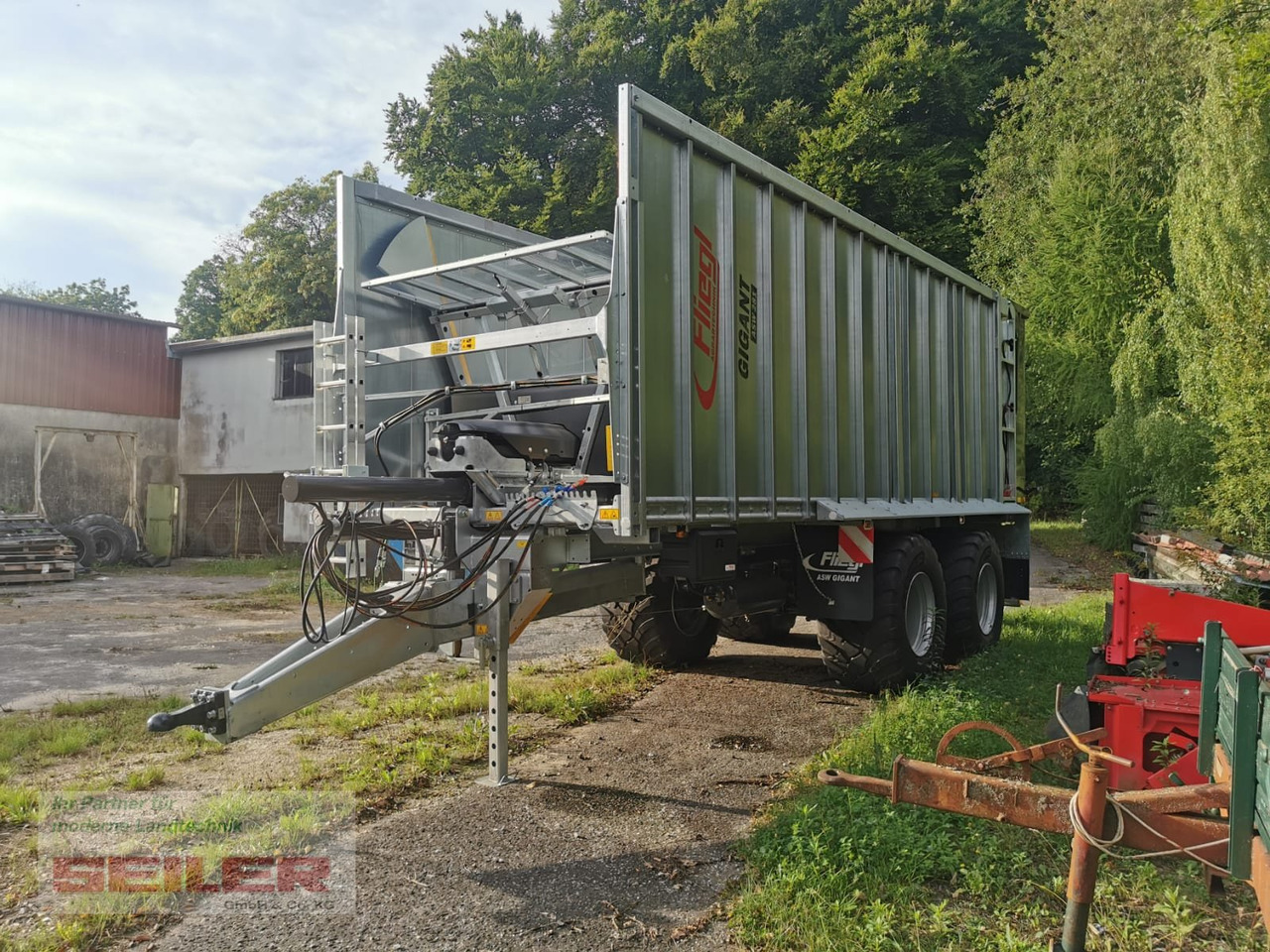 Fliegl ASW 281 GIGANT FOX 45m³ - 셀프 로딩 왜건 : 사진 2 Fliegl ASW 281 GIGANT FOX 45m³ - 셀프 로딩 왜건 : 사진 2