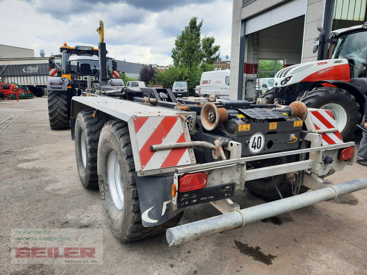 Fliegl HKL 22 Tandem - 롤오프/ 스킵 트레일러 : 사진 3 Fliegl HKL 22 Tandem - 롤오프/ 스킵 트레일러 : 사진 3