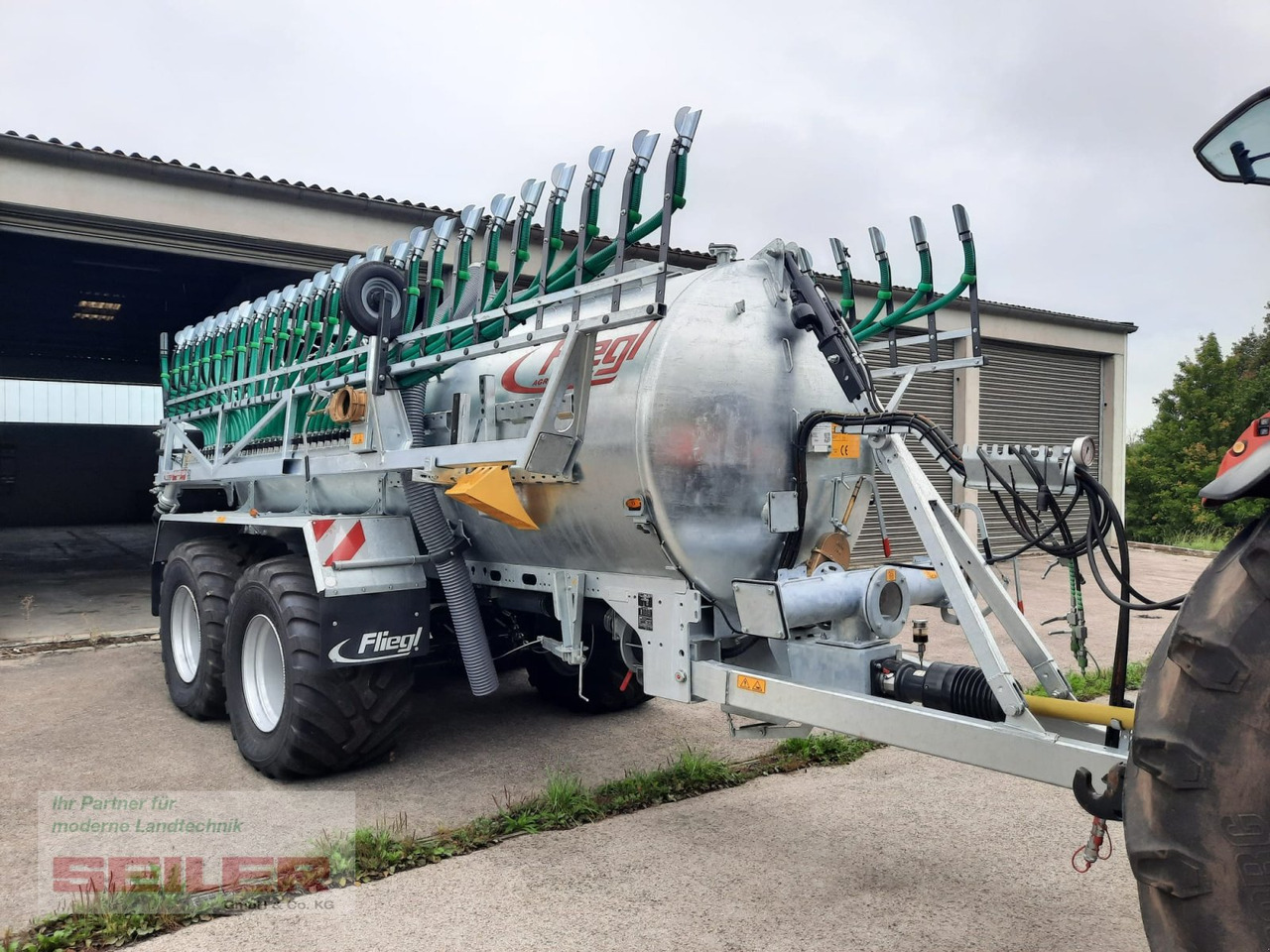 Fliegl PFW 12000 Maxx Line Tandem + Skate 150 12m³ / 15 m - 슬러리 탱커 : 사진 2 Fliegl PFW 12000 Maxx Line Tandem + Skate 150 12m³ / 15 m - 슬러리 탱커 : 사진 2