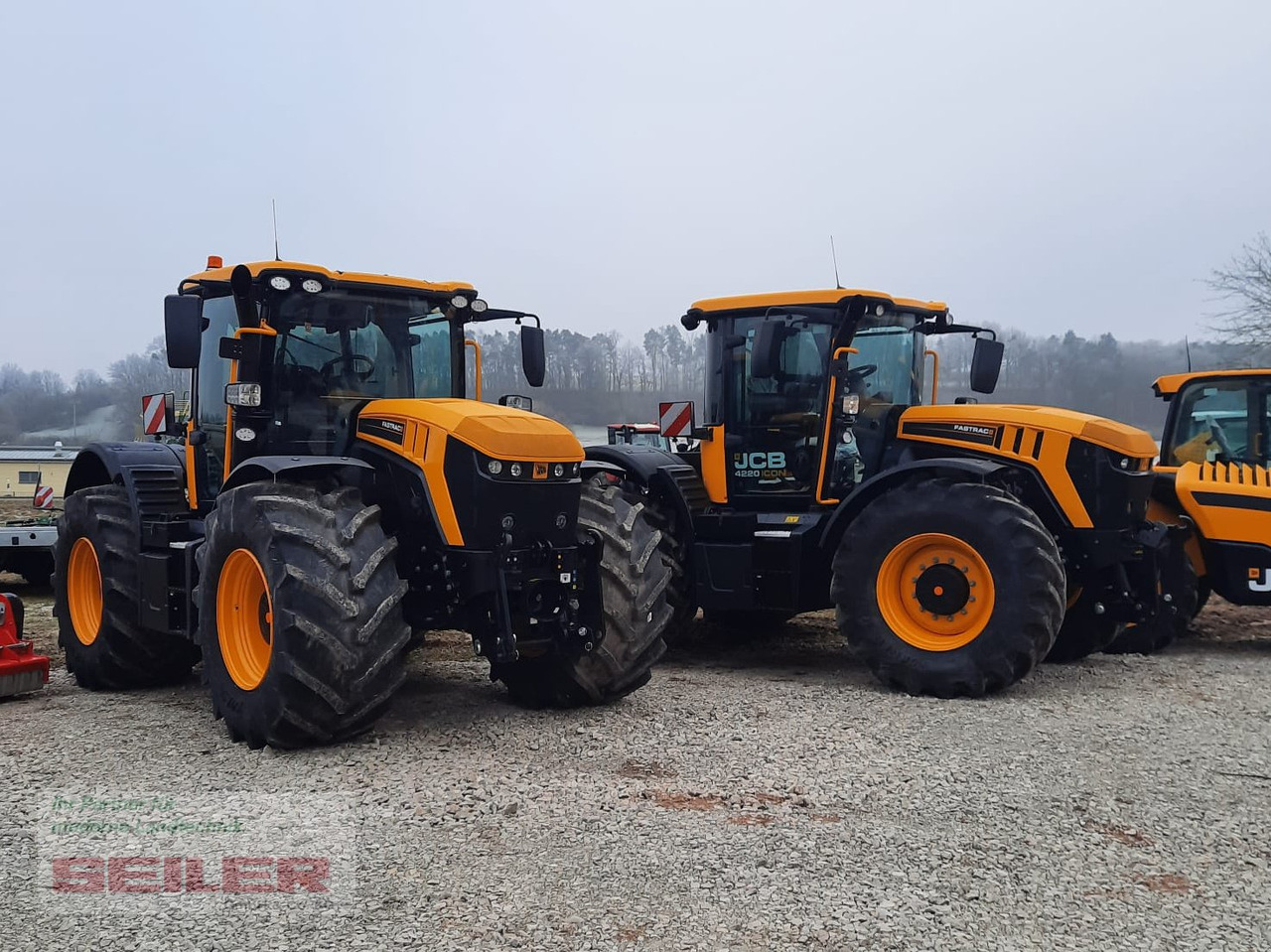 JCB Fastrac 4220 iCON 710/60R30 Trimble-ready - 장궤형 트랙터 : 사진 1 JCB Fastrac 4220 iCON 710/60R30 Trimble-ready - 장궤형 트랙터 : 사진 1