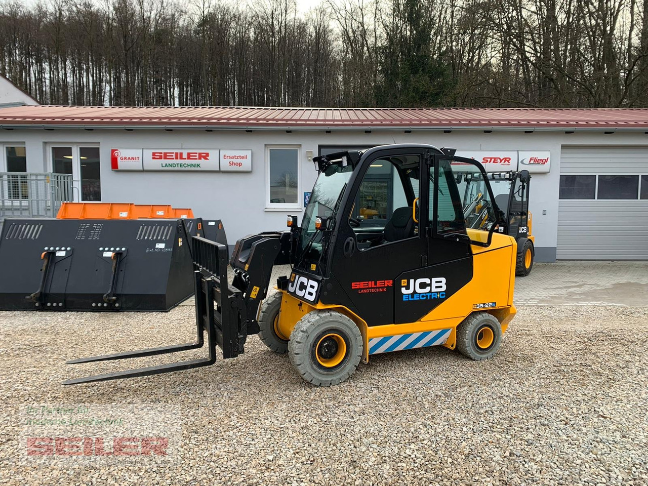 JCB TLT 35-22E Teletruk - 텔레스코픽 핸들러 : 사진 1 JCB TLT 35-22E Teletruk - 텔레스코픽 핸들러 : 사진 1