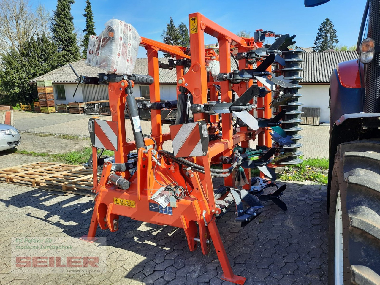 Kuhn Cultimer L 400 R NSM + T-Liner-Walze - 로터베이터 : 사진 3 Kuhn Cultimer L 400 R NSM + T-Liner-Walze - 로터베이터 : 사진 3