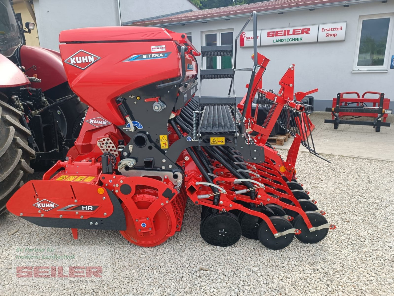 Kuhn HR 3030 D + Sitera 3030-24E - 콤바인 : 사진 2 Kuhn HR 3030 D + Sitera 3030-24E - 콤바인 : 사진 2