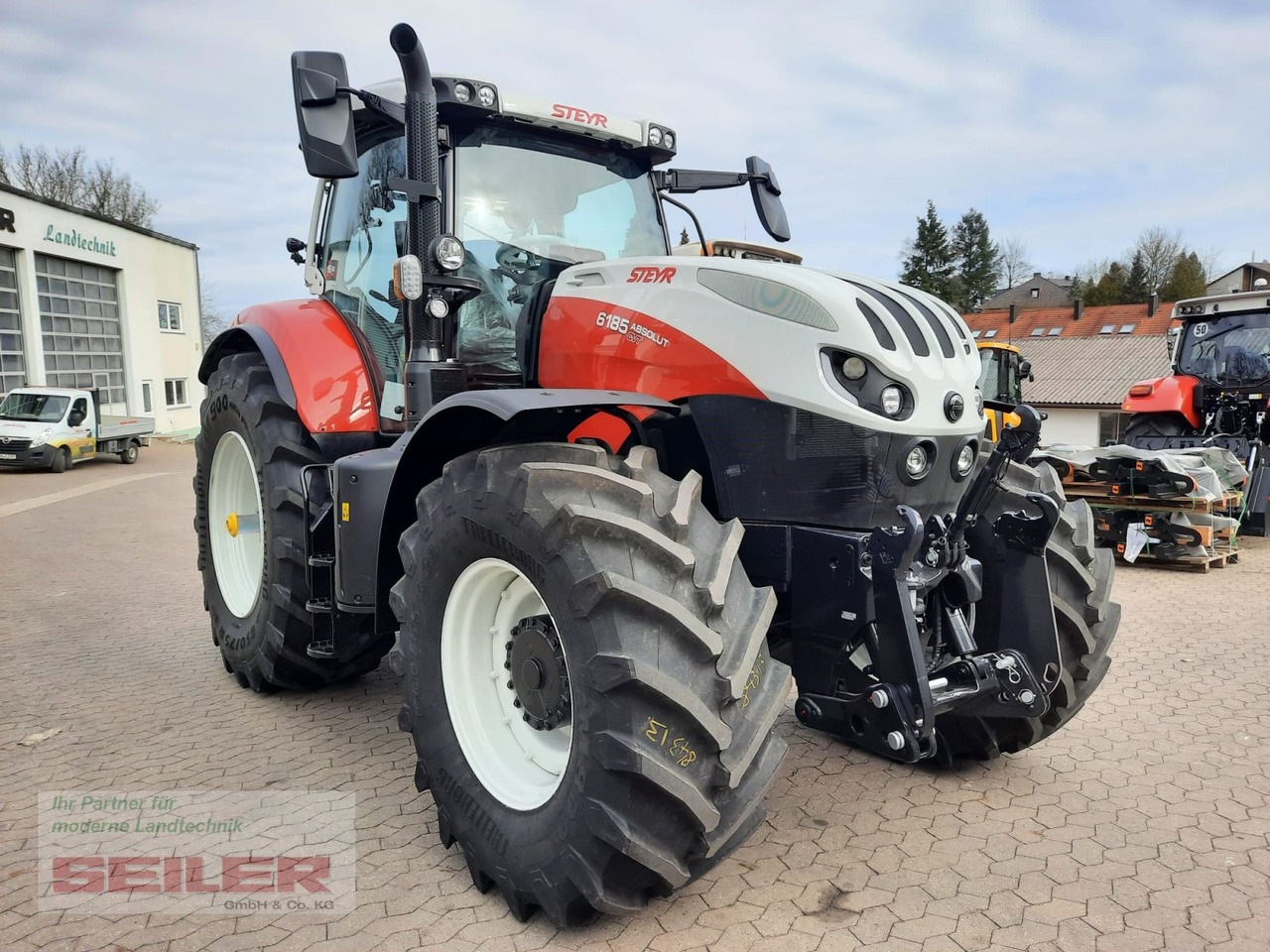 Steyr Absolut 6185 CVT - 장궤형 트랙터 : 사진 3 Steyr Absolut 6185 CVT - 장궤형 트랙터 : 사진 3