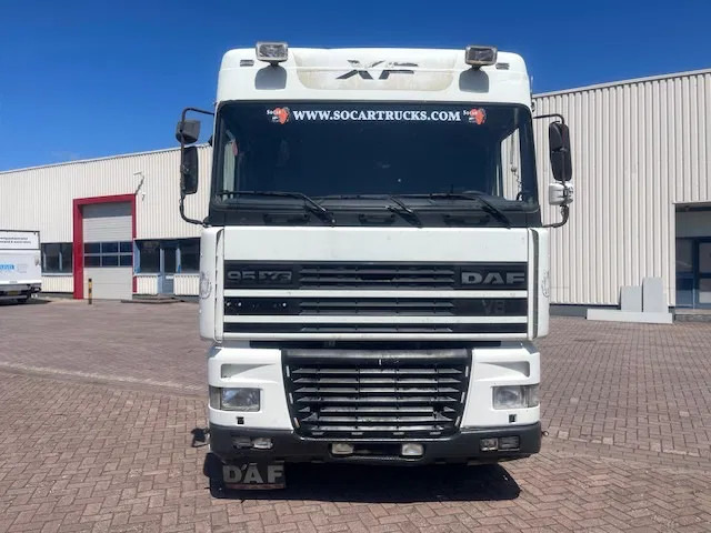 DAF XF 95 8 Tires (6x2) euro 2 - 드롭사이드/ 플랫베드 트럭 : 사진 2 DAF XF 95 8 Tires (6x2) euro 2 - 드롭사이드/ 플랫베드 트럭 : 사진 2