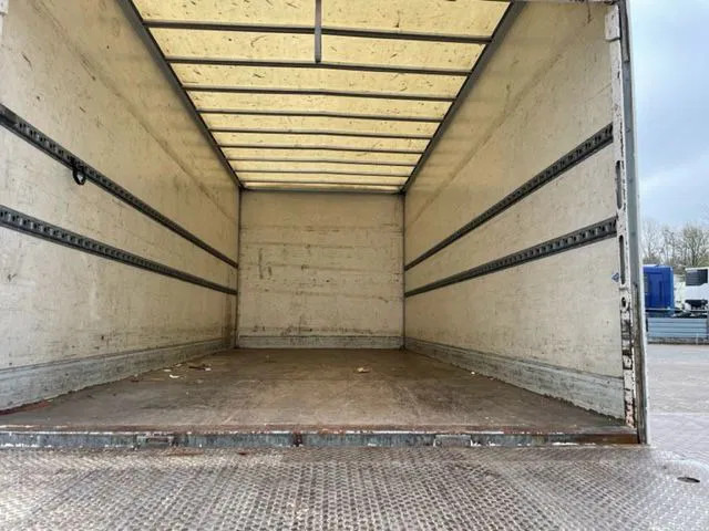 Iveco Eurocargo 75E15 6 Cilinder Engine 4x2 Full Springs Euro 2 engine - 박스 트럭 : 사진 4 Iveco Eurocargo 75E15 6 Cilinder Engine 4x2 Full Springs Euro 2 engine - 박스 트럭 : 사진 4