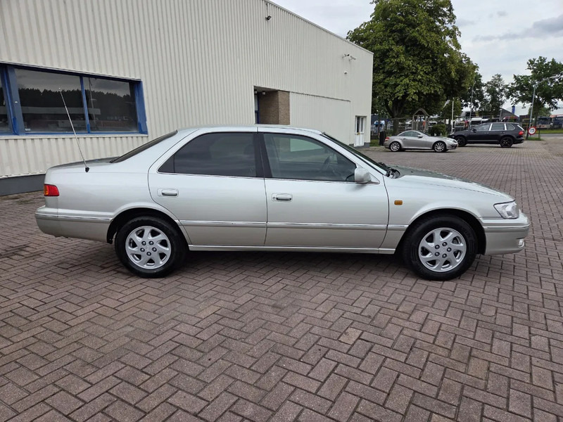 Toyota Camry 3.0 // V6 // 24v // Automaat // leather Seats - 세단 : 사진 2 Toyota Camry 3.0 // V6 // 24v // Automaat // leather Seats - 세단 : 사진 2