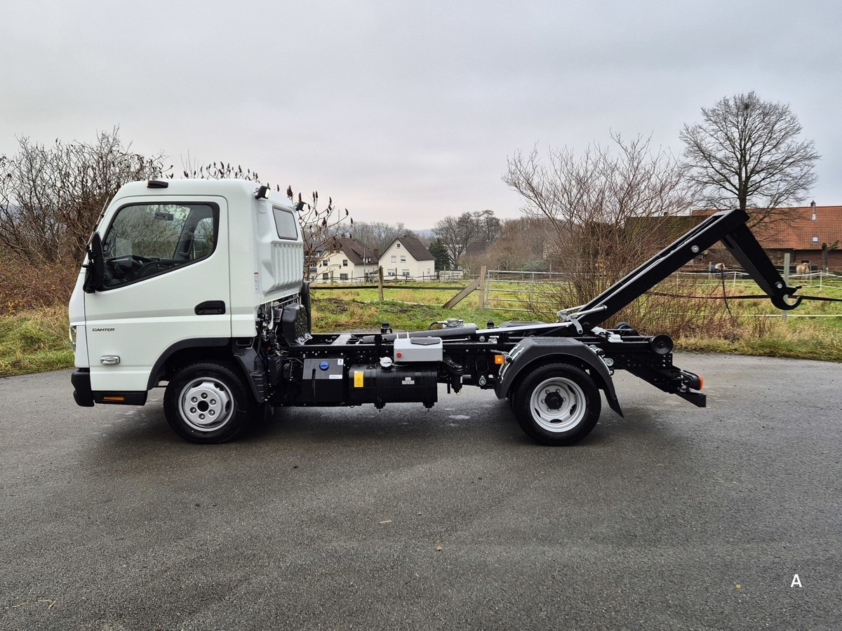 FUSO 3C15 Duonic Aut.City Abrollkipper AHK 3.5T - 후크 리프트 트럭 : 사진 3 FUSO 3C15 Duonic Aut.City Abrollkipper AHK 3.5T - 후크 리프트 트럭 : 사진 3