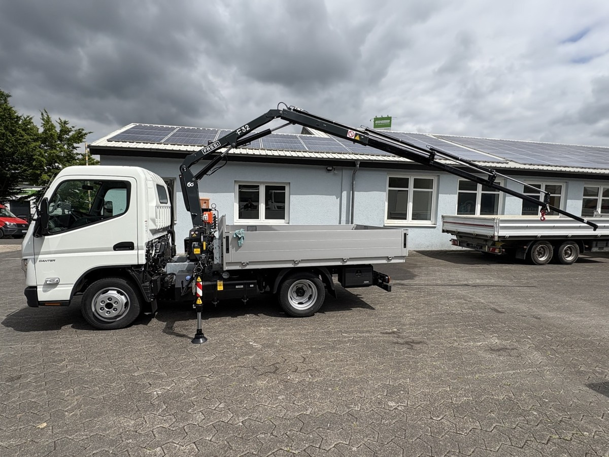 FUSO 3S15 Alu Pritsche 2.80m Ladekran Funk! sofort ve - 크레인 트럭 : 사진 4 FUSO 3S15 Alu Pritsche 2.80m Ladekran Funk! sofort ve - 크레인 트럭 : 사진 4