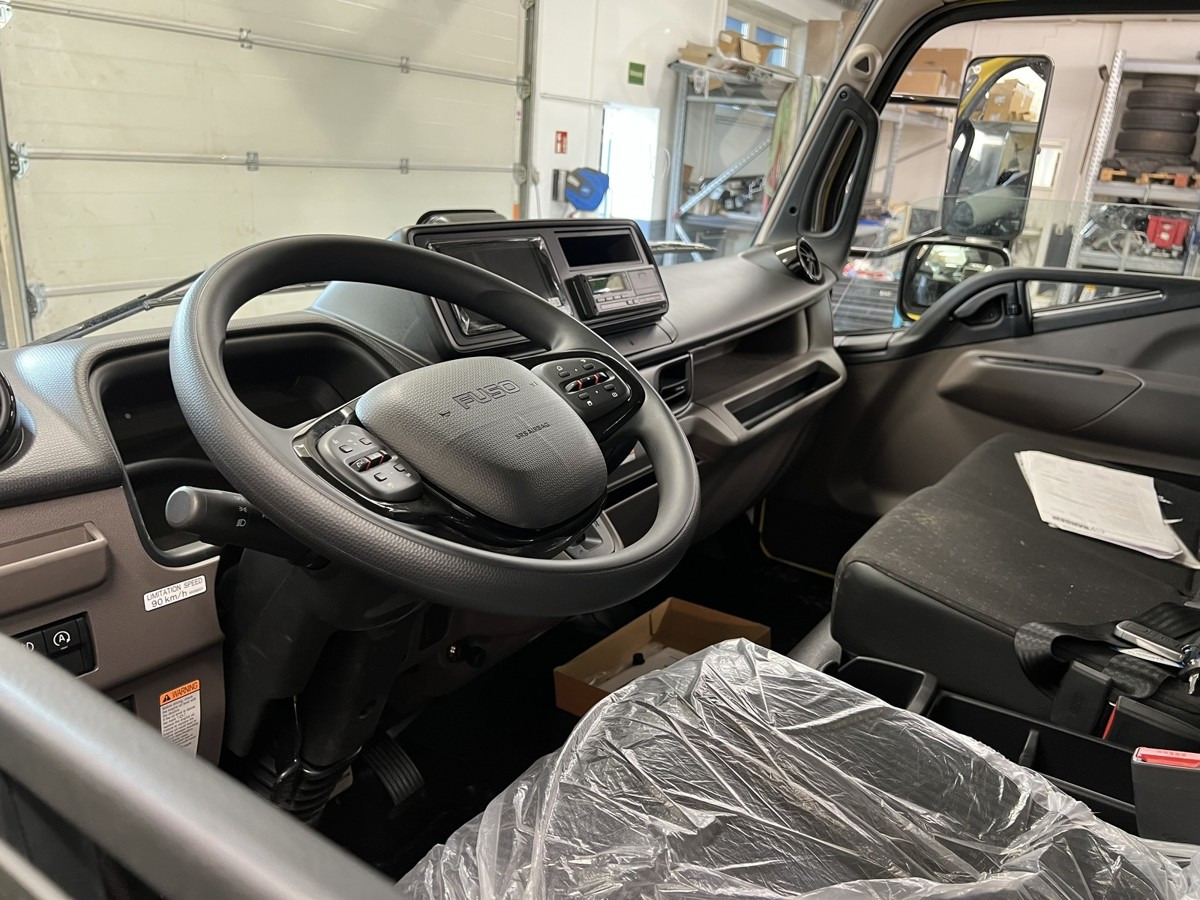 FUSO FUSO 9C18 Canter 4750 GSR Mod. 2025 - 캡 새시 트럭 : 사진 5 FUSO FUSO 9C18 Canter 4750 GSR Mod. 2025 - 캡 새시 트럭 : 사진 5