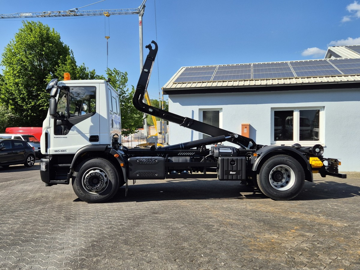 IVECO Euro Cargo 180E32 4x2 Abrollkipper NEU - 후크 리프트 트럭 : 사진 3 IVECO Euro Cargo 180E32 4x2 Abrollkipper NEU - 후크 리프트 트럭 : 사진 3