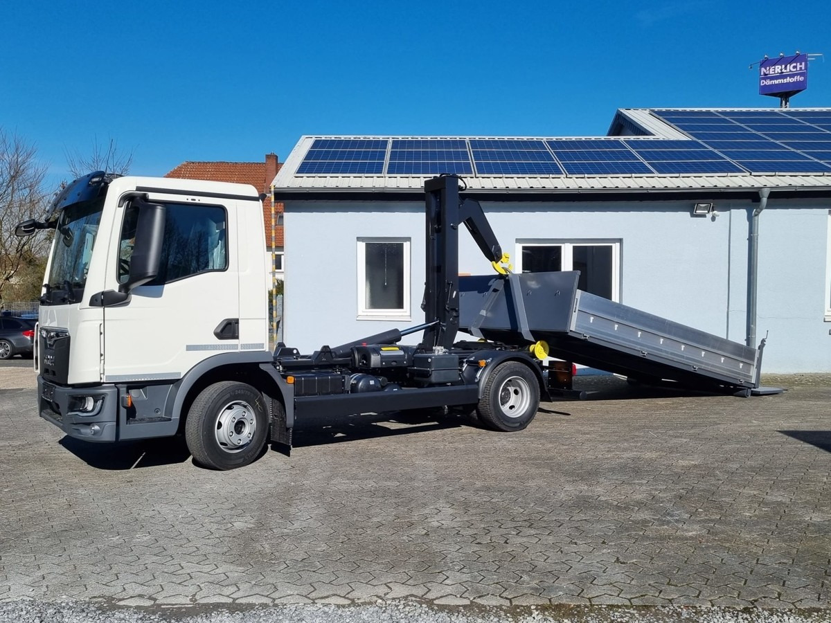 MAN TGL 8.220 BL City Abollkipper 6t Powermatic AHK2 - 후크 리프트 트럭 : 사진 4 MAN TGL 8.220 BL City Abollkipper 6t Powermatic AHK2 - 후크 리프트 트럭 : 사진 4