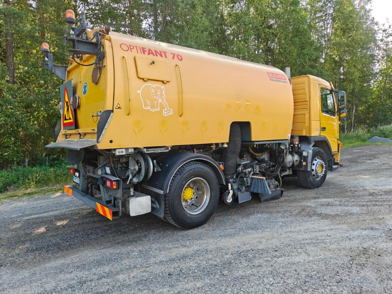 BUCHER Optifant 70 Volvo FM9 - 거리 청소 차량 : 사진 3 BUCHER Optifant 70 Volvo FM9 - 거리 청소 차량 : 사진 3